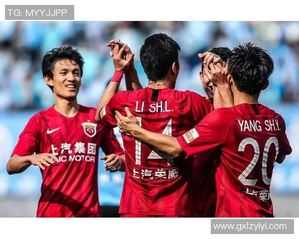 上港与天津足球比赛直播精彩瞬间回顾与赛后分析