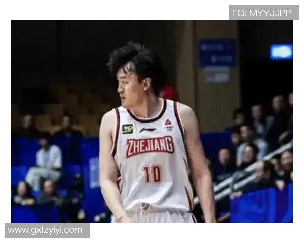 刘泽一的成长之路:从青涩少年到职场精英的蜕变与奋斗故事 刘泽一的成长之路:从青涩少年到职场精英的蜕变与奋斗故事